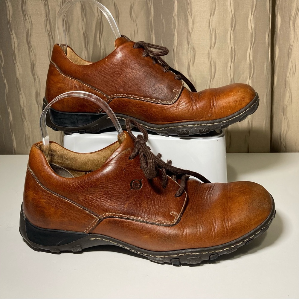 Born Men's Size 9.5 Brown Pebbled Leather Handcrafted Lace Up Oxford Shoes M5186